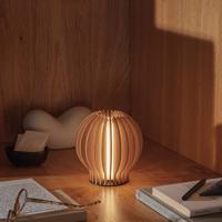 EVA Solo Radiant LED-es, újratölthető asztali lámpa Ø14cm, fényes