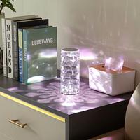 Lindby LED-es újratölthető asztali lámpa Louane, 18,5 cm, USB, RGBW